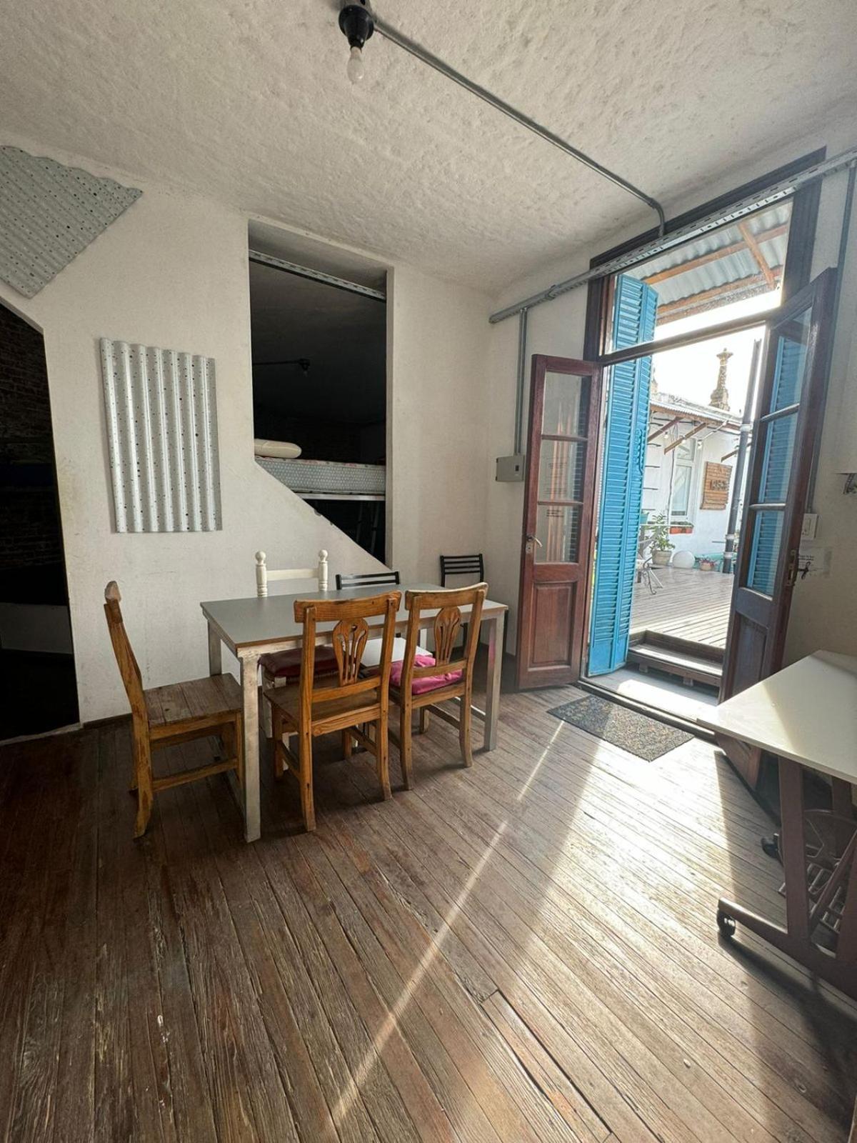 High Hostel Росарио Екстериор снимка